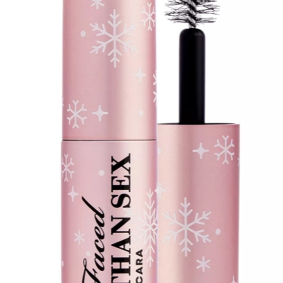 TOO FACED ENCHANTED WONDERLAND SET - YOU WILL LOVE THIS!!!! - Picture 7 of 7